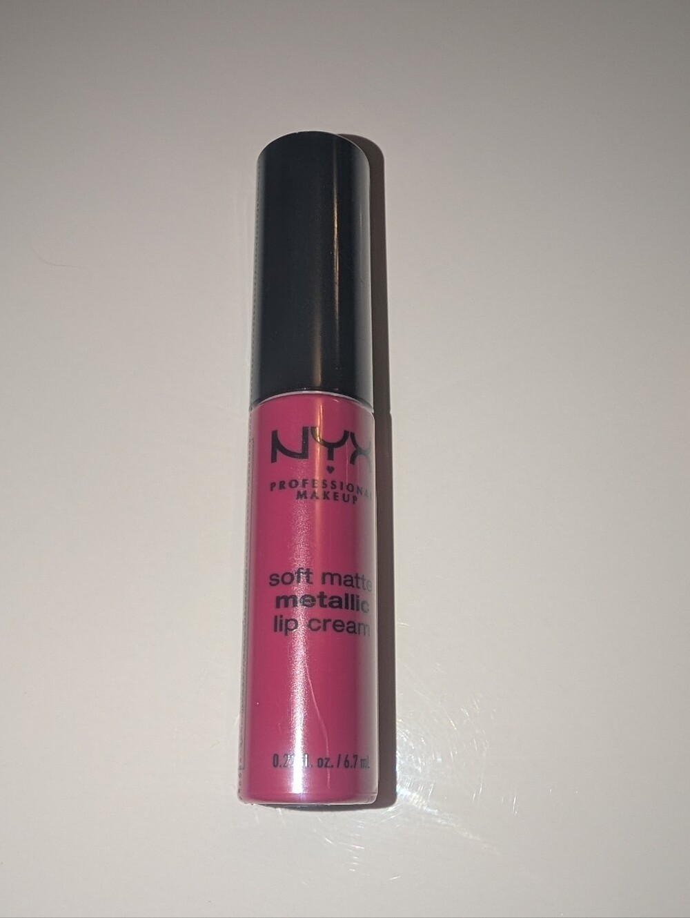 PARIS NYX Soft Matte Metallic Lip Cream - Pink